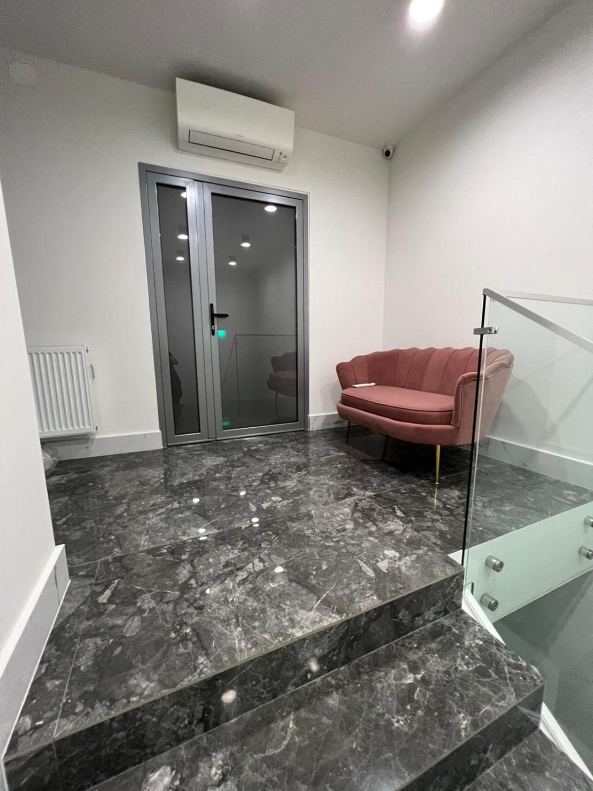 Arcgroup Medical Apartment Oradea Luaran gambar